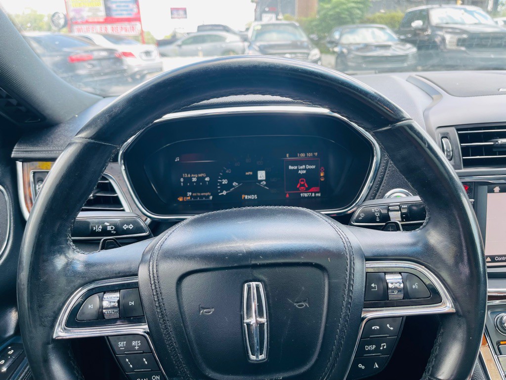 2019 Lincoln Continental Image 27