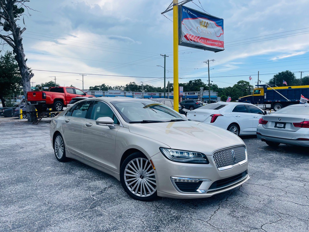 2017 Lincoln MKZ Image 3