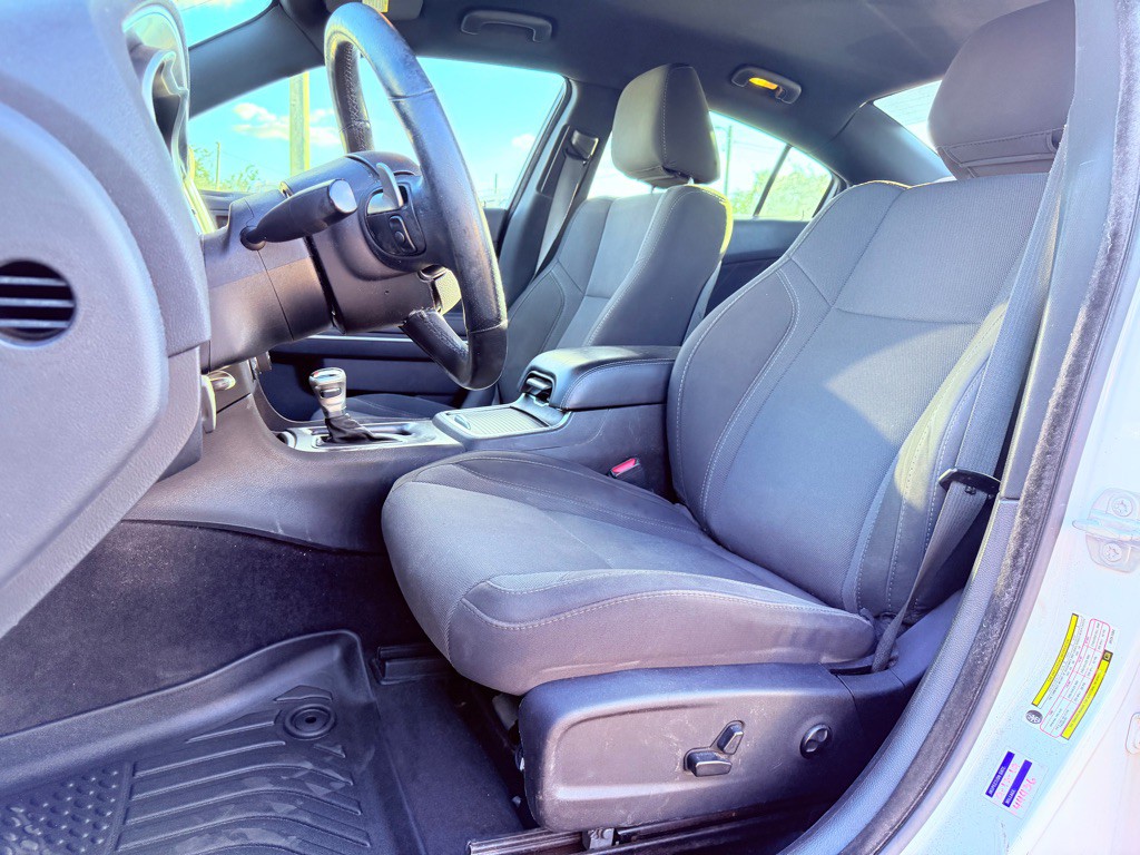 2018 Dodge Charger Image 12