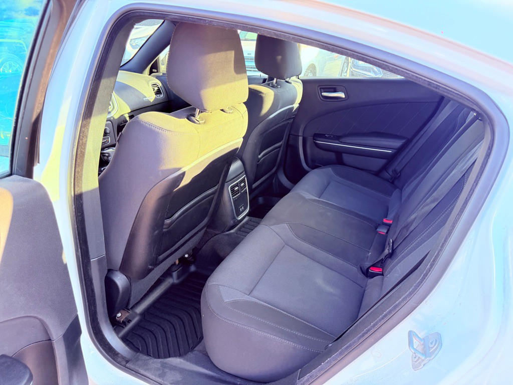 2018 Dodge Charger Image 15