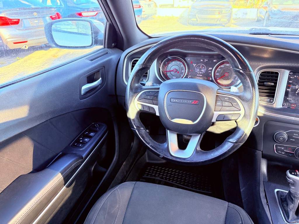 2018 Dodge Charger Image 16