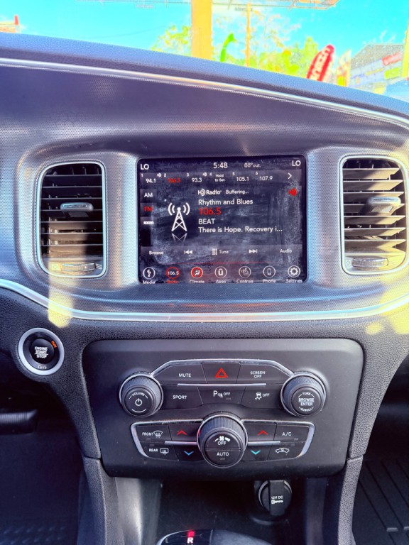 2018 Dodge Charger Image 19