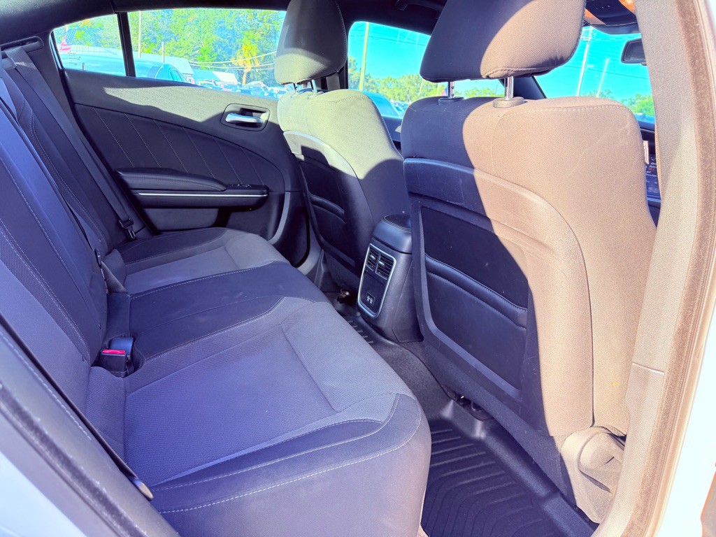 2018 Dodge Charger Image 20