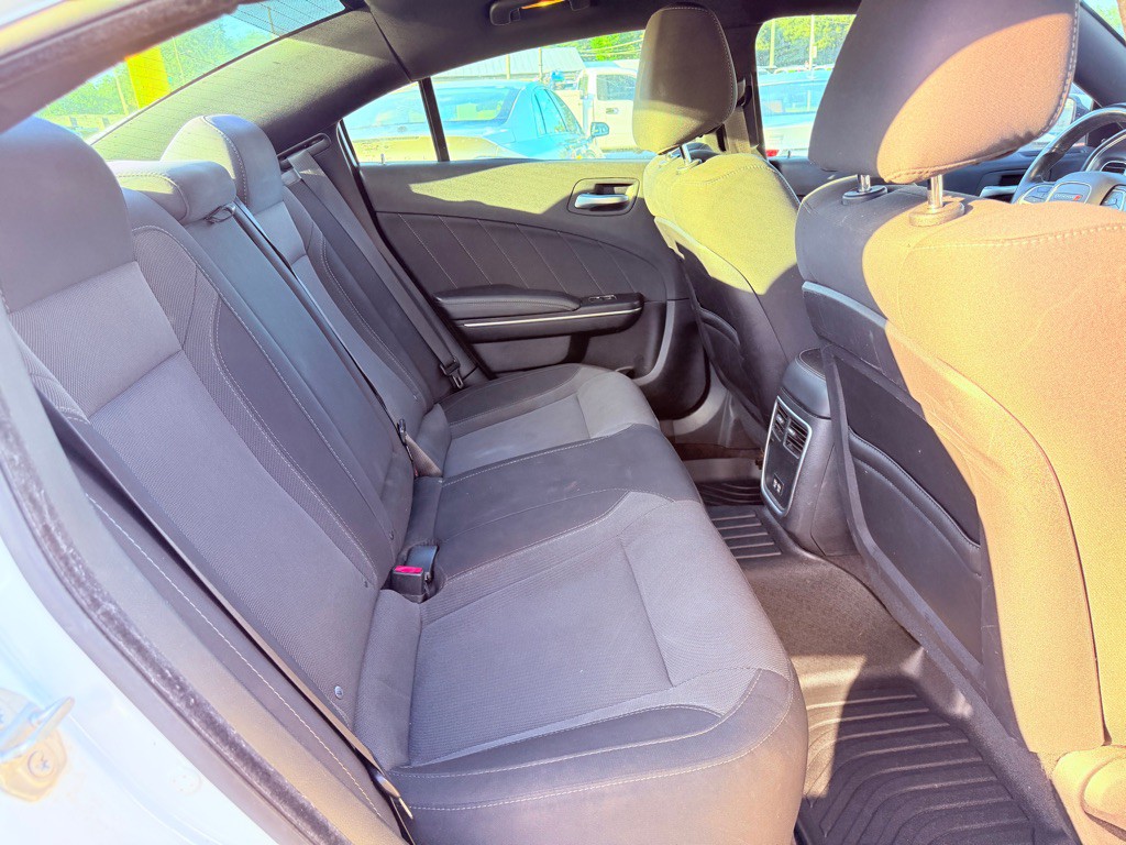 2018 Dodge Charger Image 21