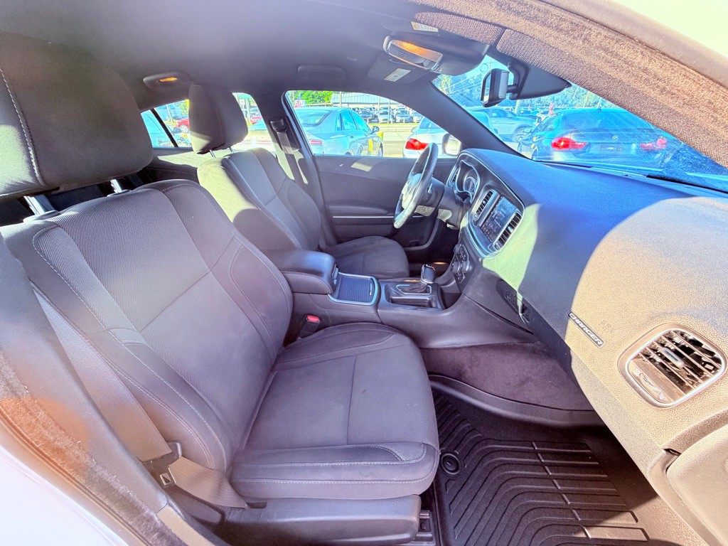 2018 Dodge Charger Image 24