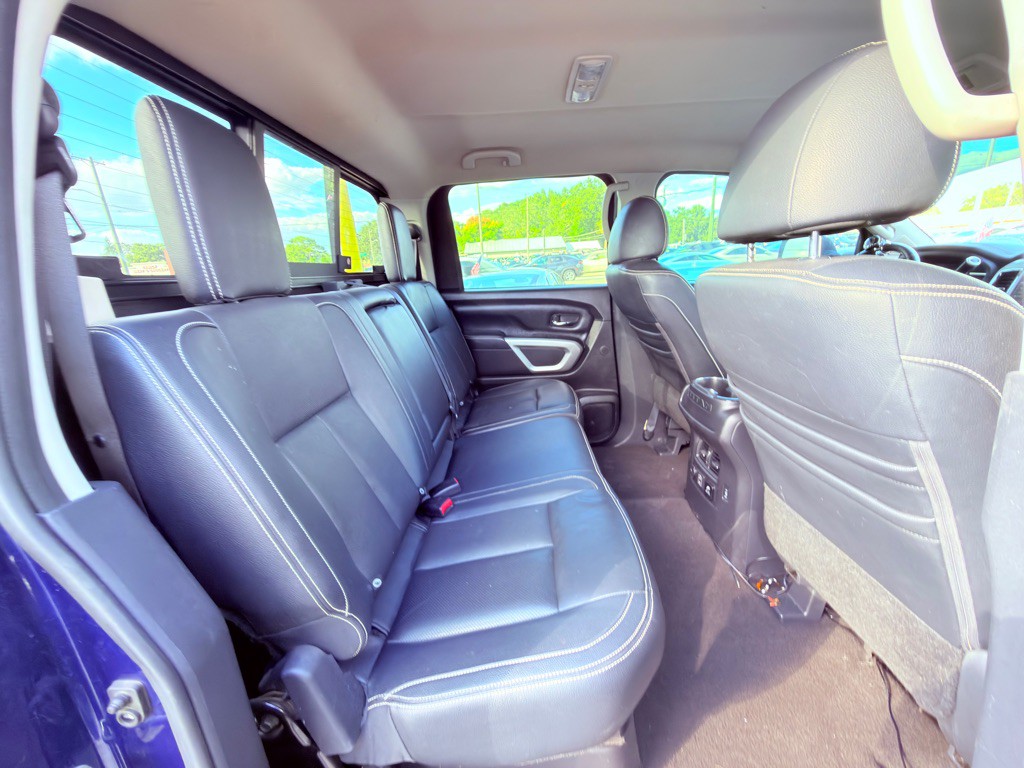 2019 Nissan Titan Image 20