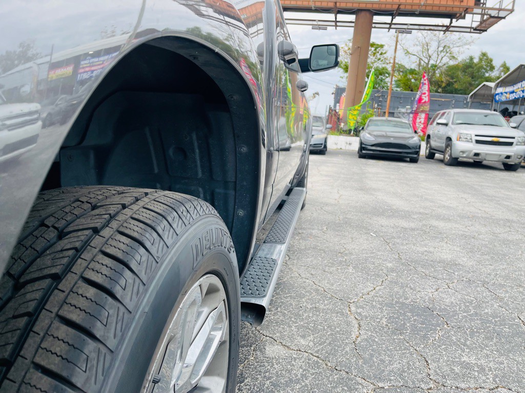 2021 RAM 1500 Image 12