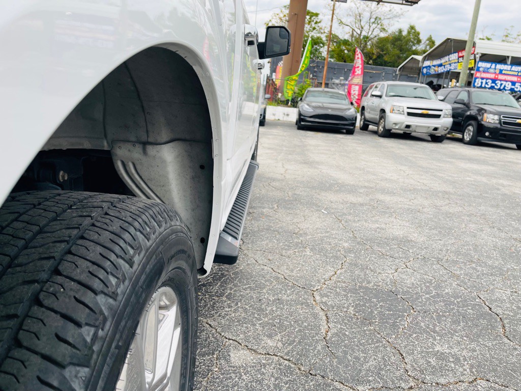 2017 Ford F-150 Image 28