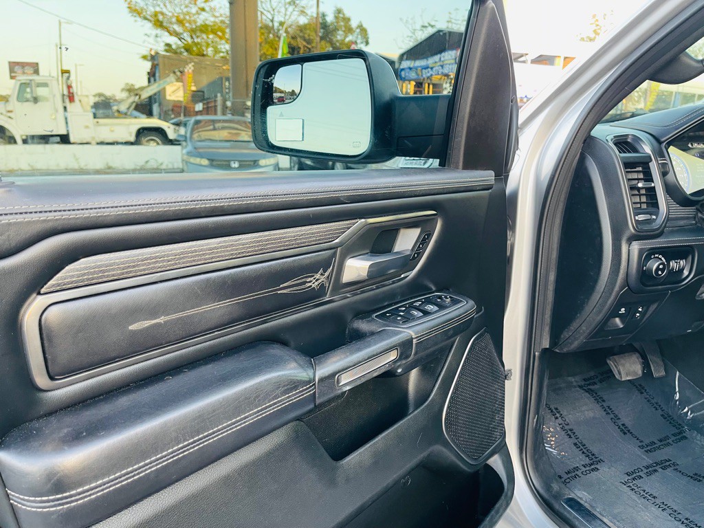 2019 RAM 1500 Image 16