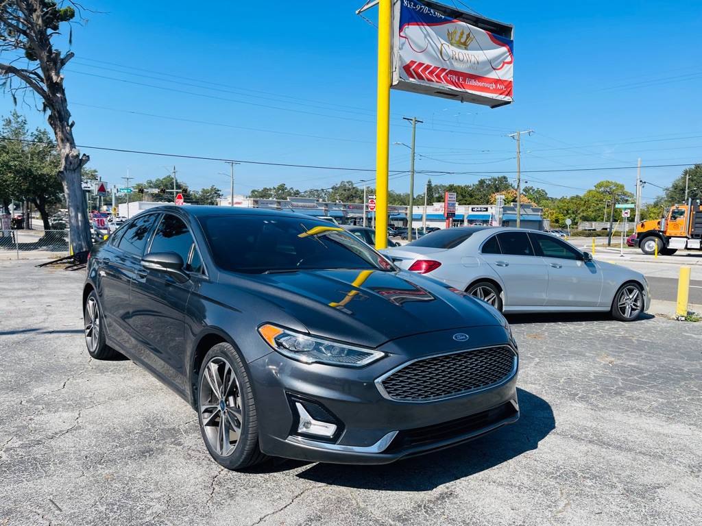2020 Ford Fusion Image 2