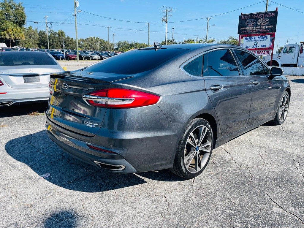 2020 Ford Fusion Image 9