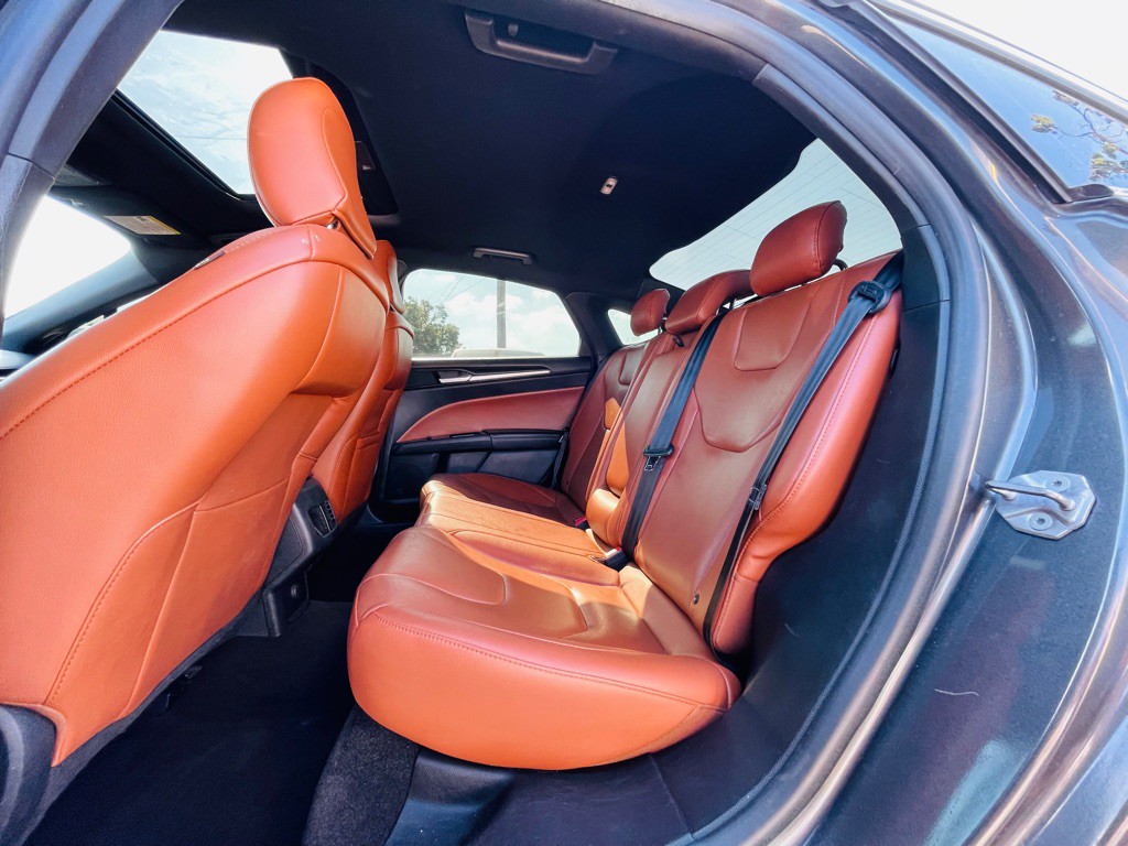 2020 Ford Fusion Image 17