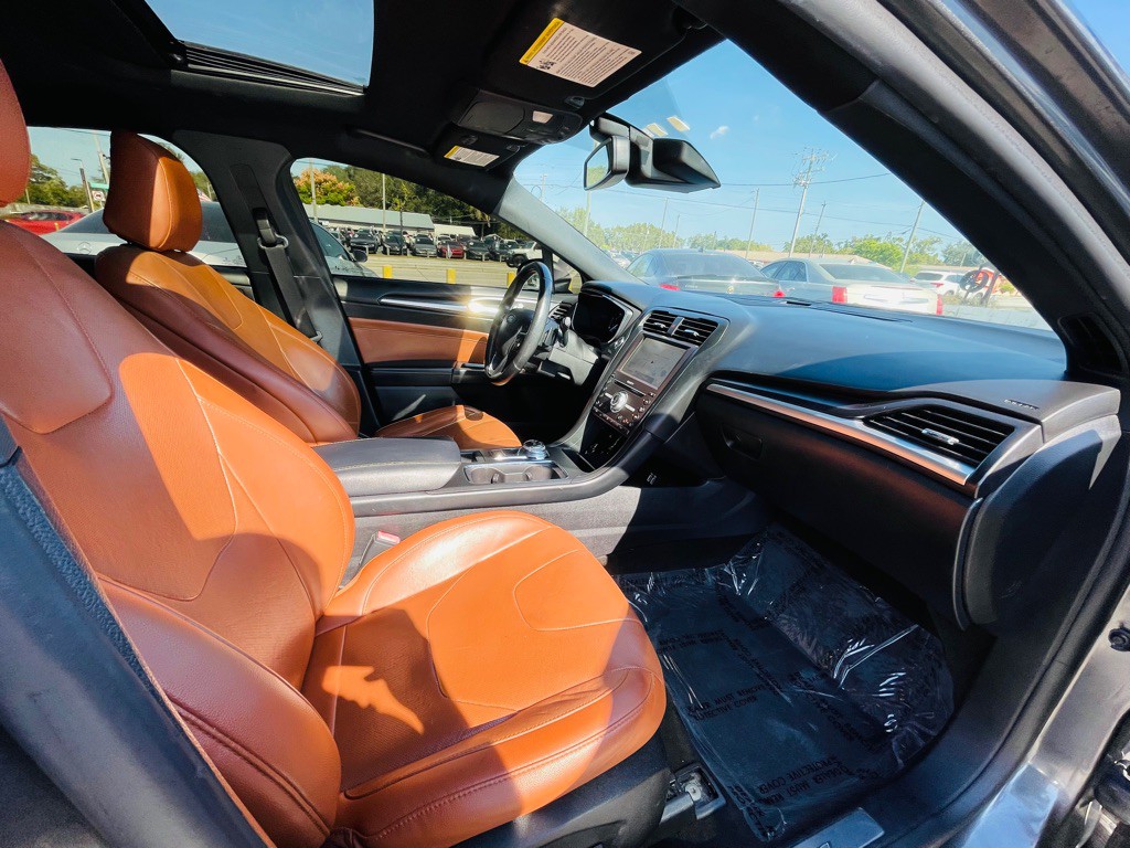 2020 Ford Fusion Image 27