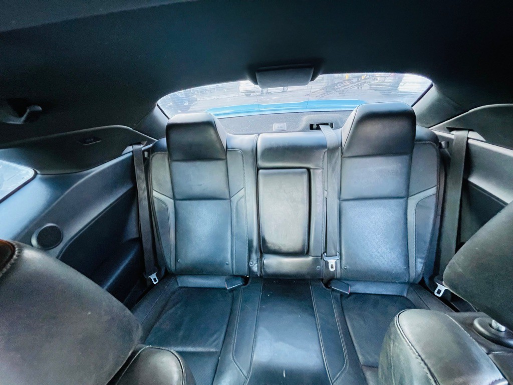 2015 Dodge Challenger Image 16