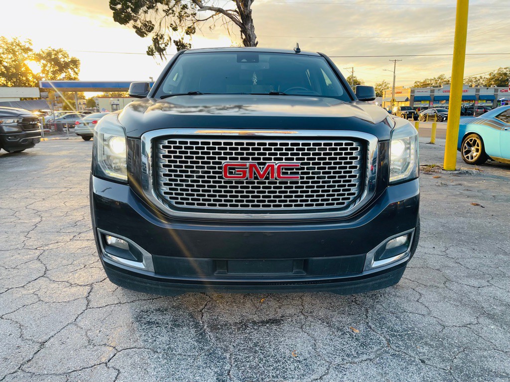 2016 GMC Yukon Image 3
