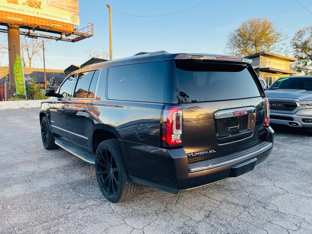 2016 GMC Yukon Image 7