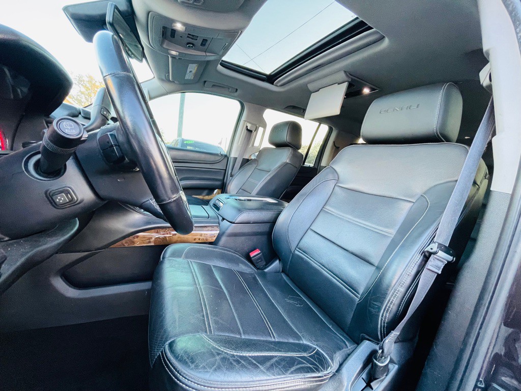 2016 GMC Yukon Image 11