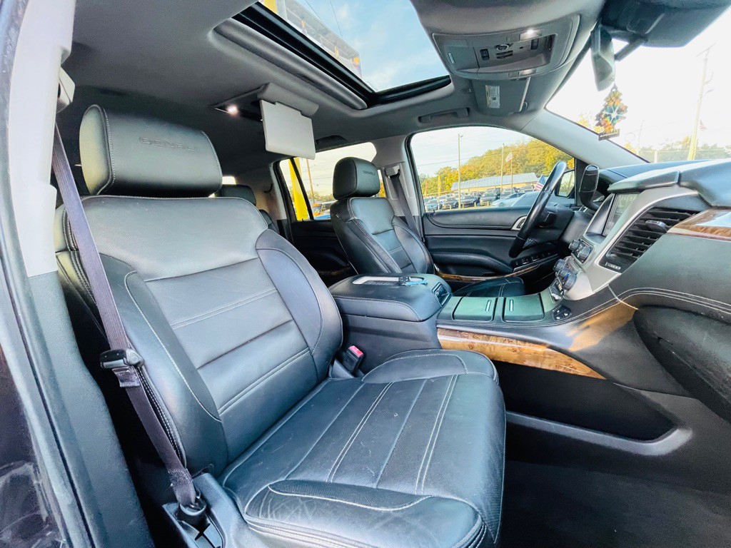 2016 GMC Yukon Image 32