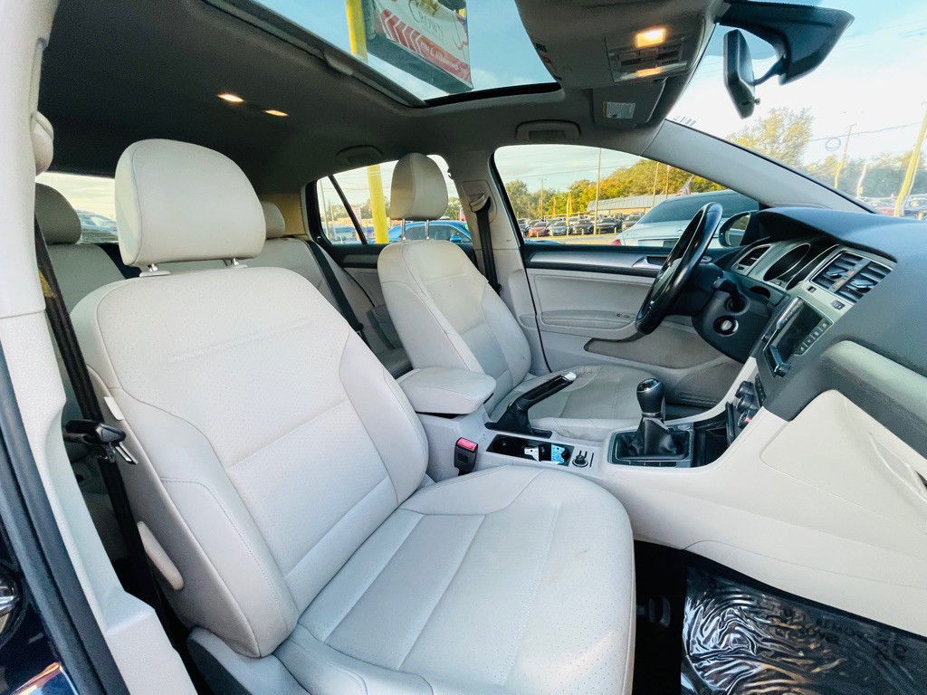 2017 Volkswagen Golf Image 22