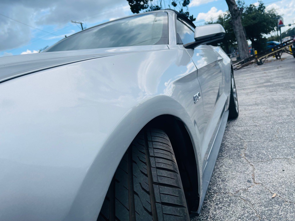 2019 Ford Mustang Image 7