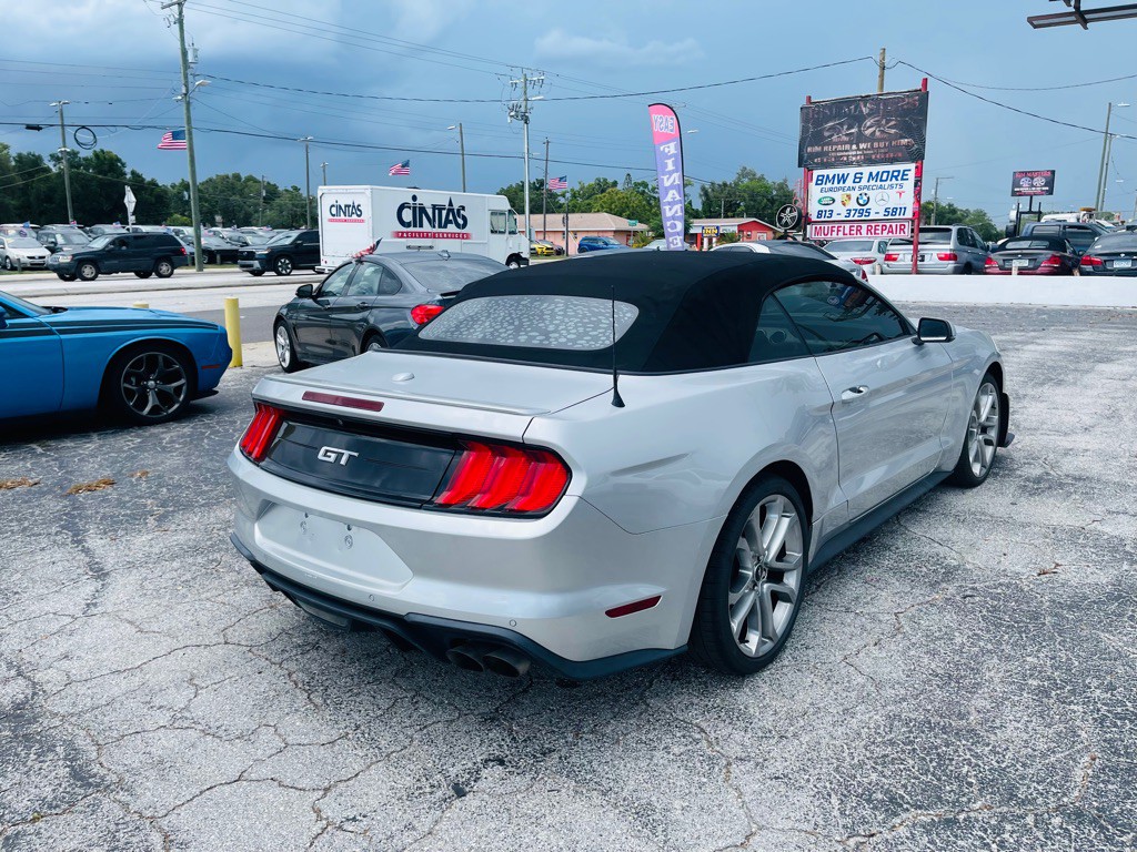 2019 Ford Mustang Image 15