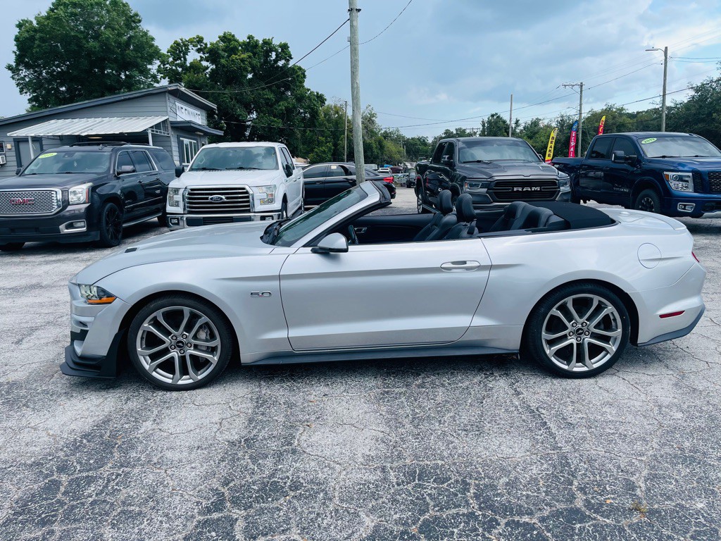 2019 Ford Mustang Image 30
