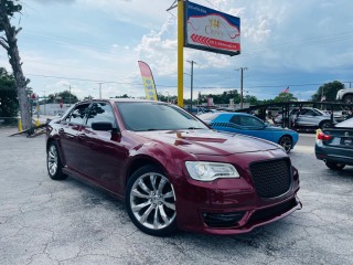 Image for 2019 Chrysler 300 Touring ID: 7519299