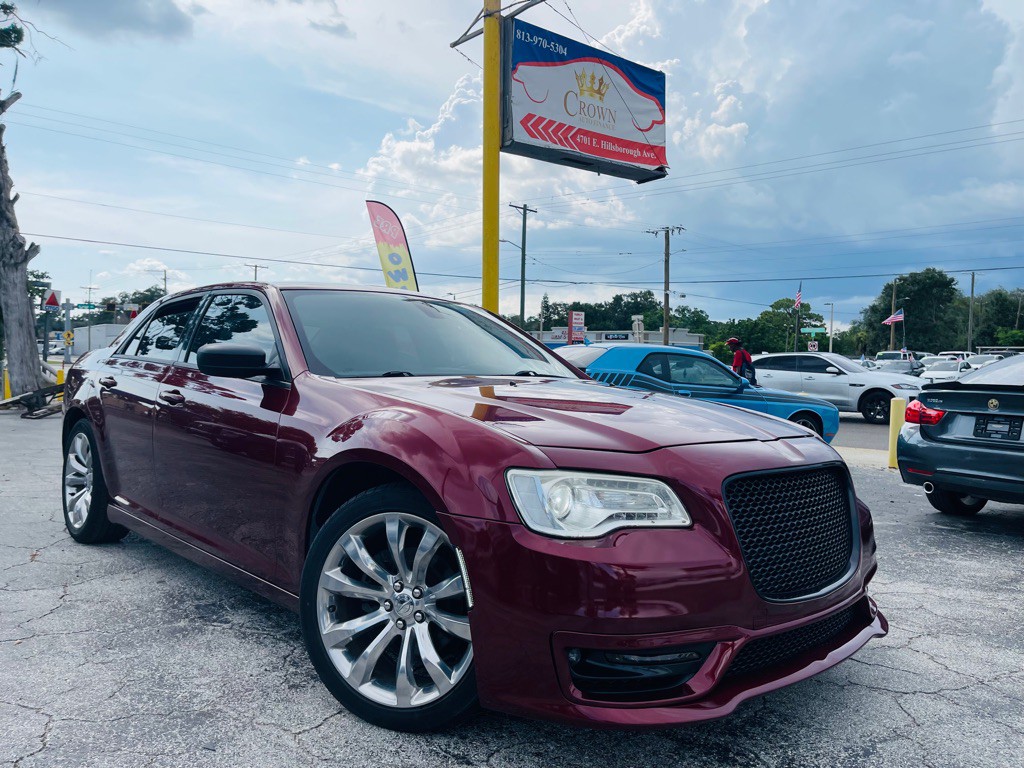 2019 Chrysler 300 Image 25