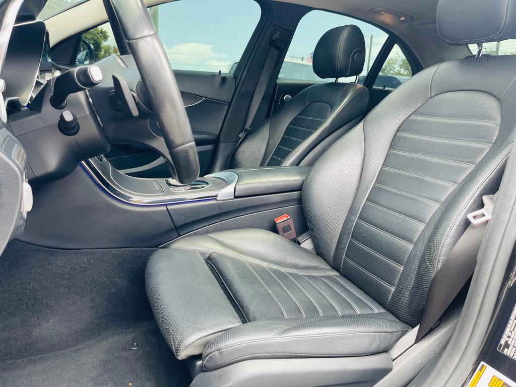 2020 Mercedes-Benz C-Class Image 11