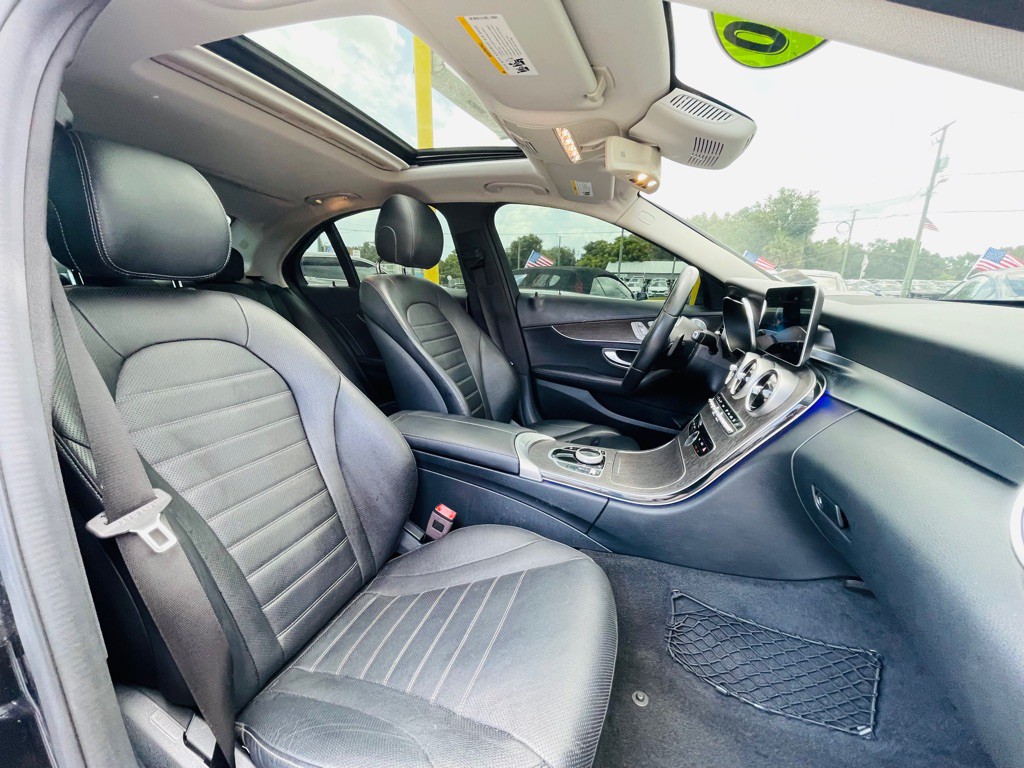 2020 Mercedes-Benz C-Class Image 24