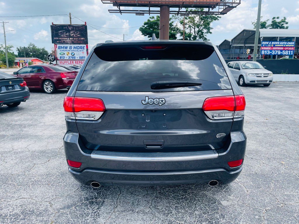 2017 Jeep Grand Cherokee Image 8