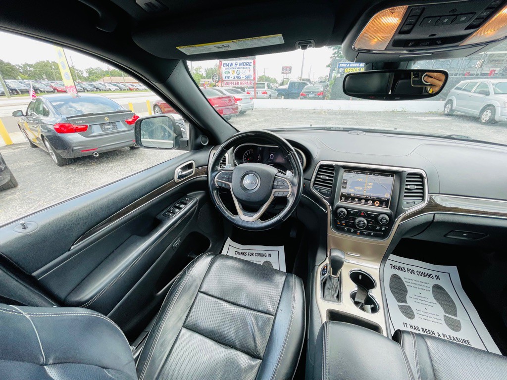 2017 Jeep Grand Cherokee Image 17