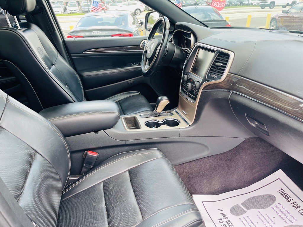 2017 Jeep Grand Cherokee Image 31