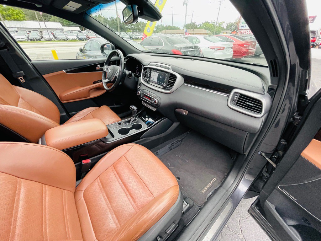 2019 Kia Sorento Image 40