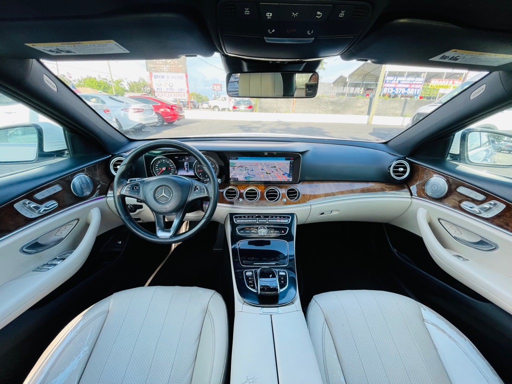 2017 Mercedes-Benz E-Class Image 22