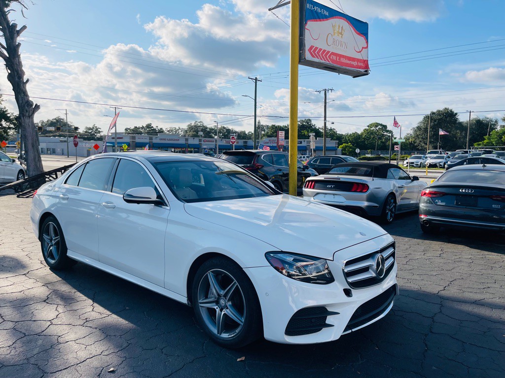 2017 Mercedes-Benz E-Class Image 33