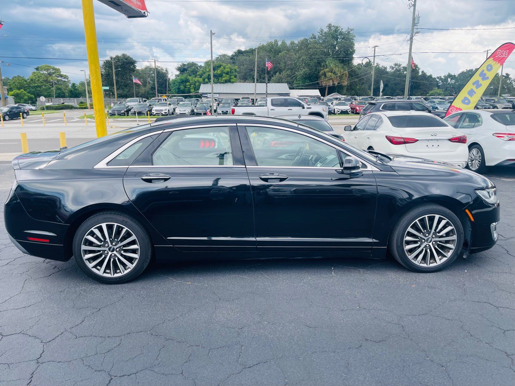 2019 Lincoln MKZ Image 14