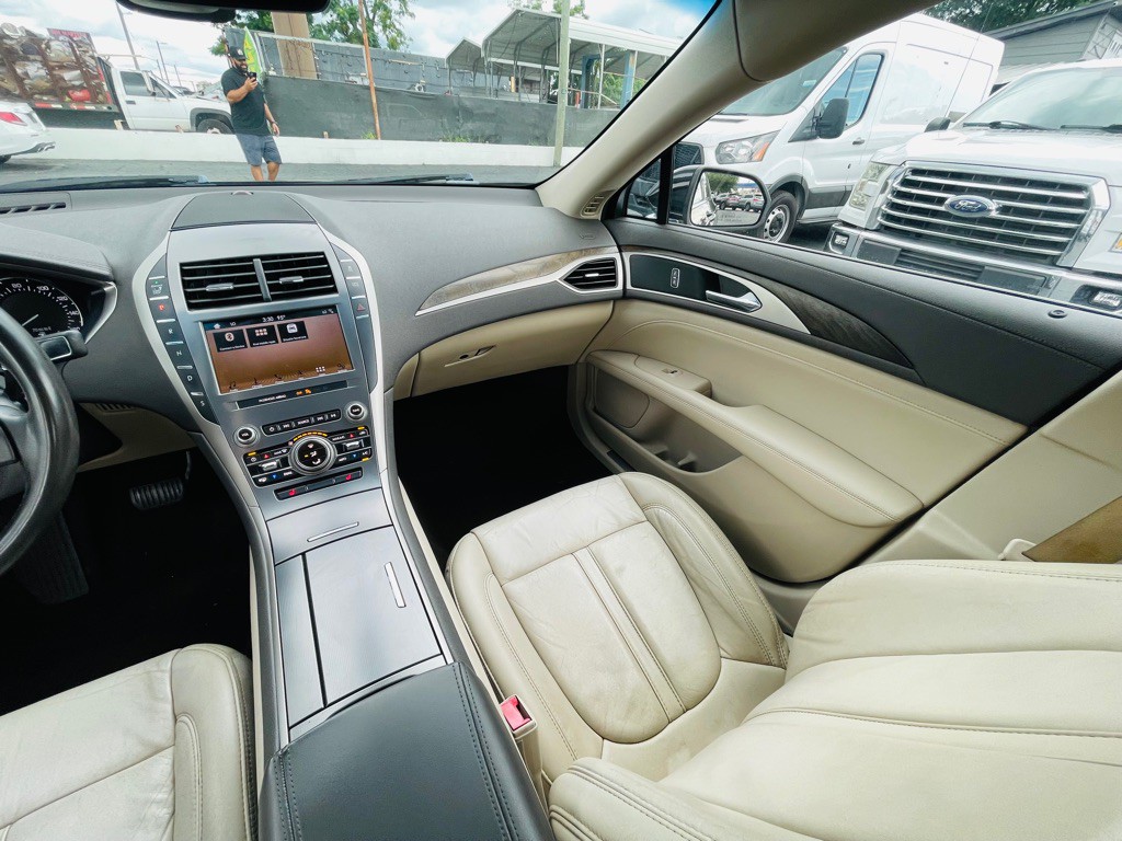 2019 Lincoln MKZ Image 22