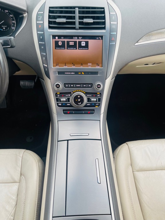 2019 Lincoln MKZ Image 24