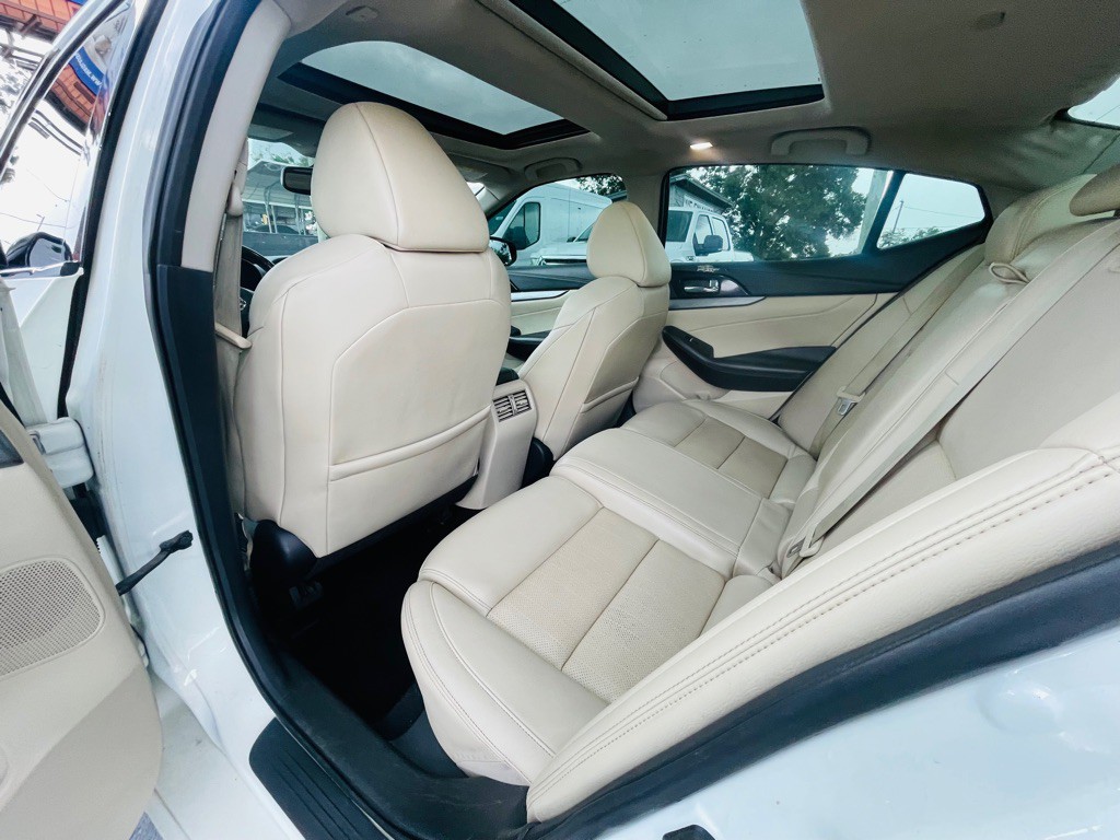 2017 Nissan Maxima Image 20