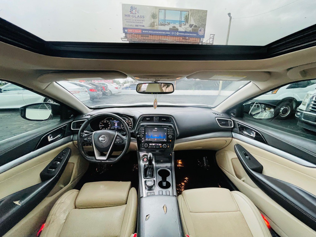 2017 Nissan Maxima Image 23