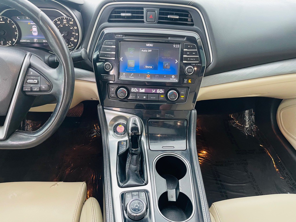 2017 Nissan Maxima Image 25
