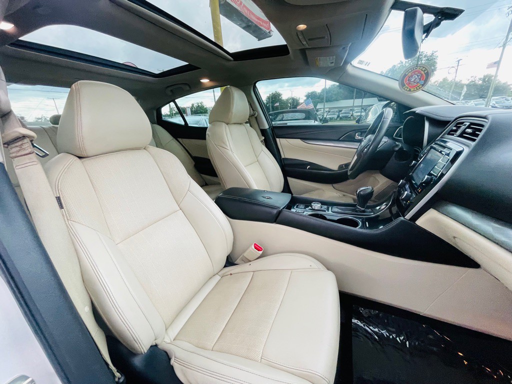 2017 Nissan Maxima Image 29