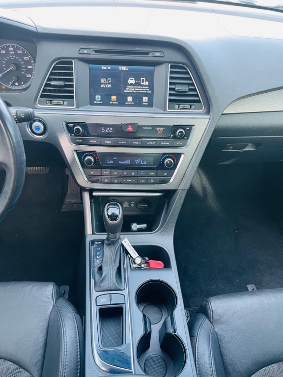 2016 Hyundai Sonata Image 20