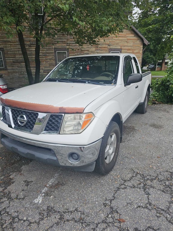 2007 Nissan Frontier Image 2