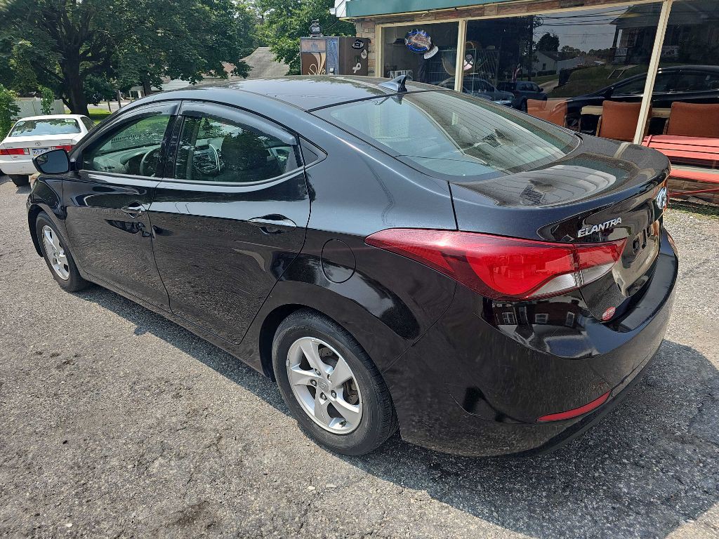 2015 Hyundai Elantra Image 6