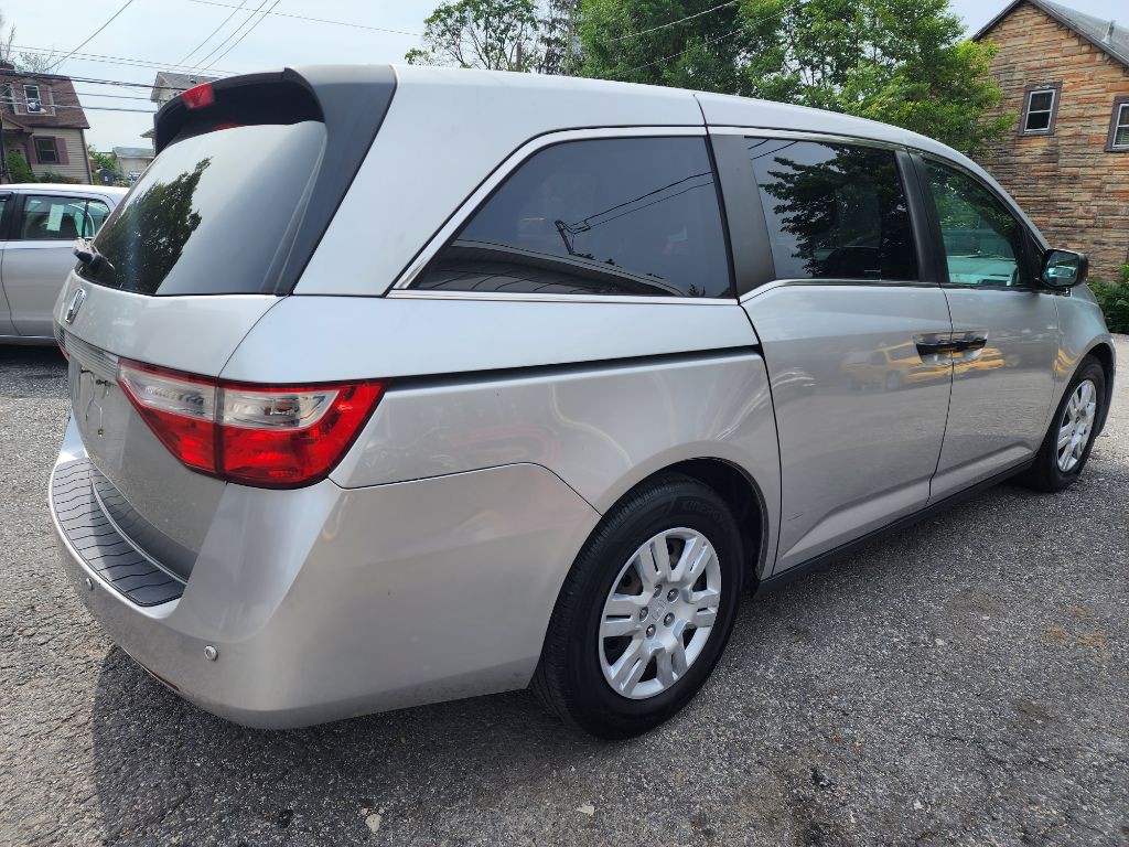 2012 Honda Odyssey Image 6
