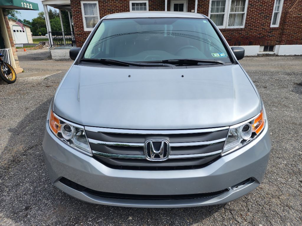 2012 Honda Odyssey Image 8