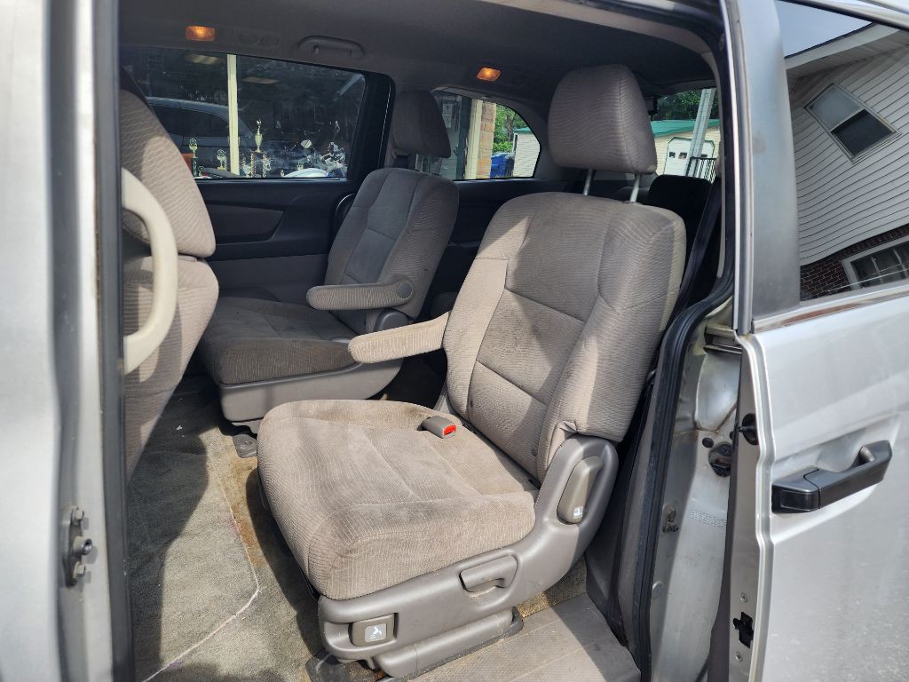 2012 Honda Odyssey Image 10