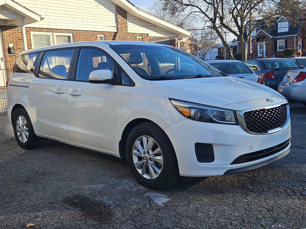 2015 Kia Sedona Image 6